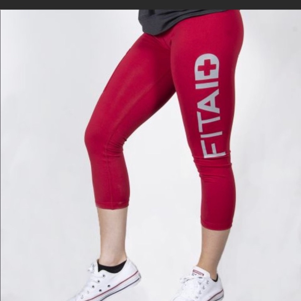 Fitaid Red Capri Leggings LG Crossfit Lifting